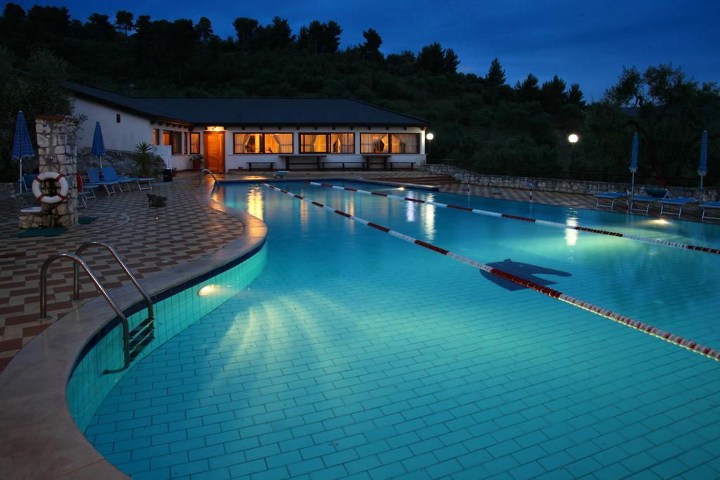 Agricostella Agriturismo 维耶斯泰 外观 照片