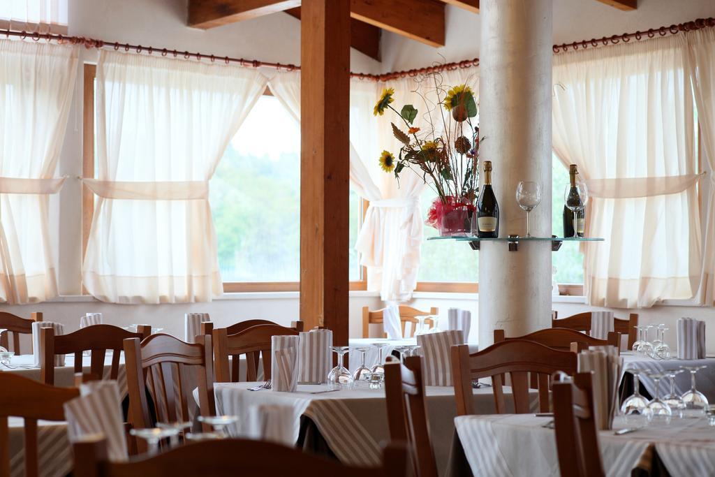 Agricostella Agriturismo 维耶斯泰 外观 照片