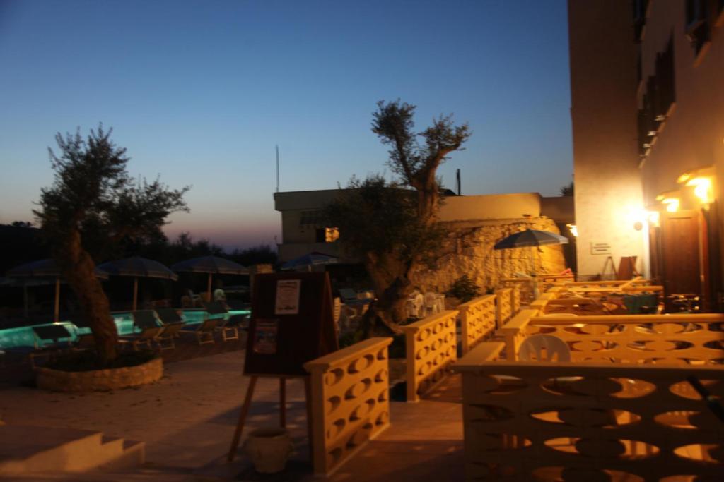 Agricostella Agriturismo 维耶斯泰 外观 照片